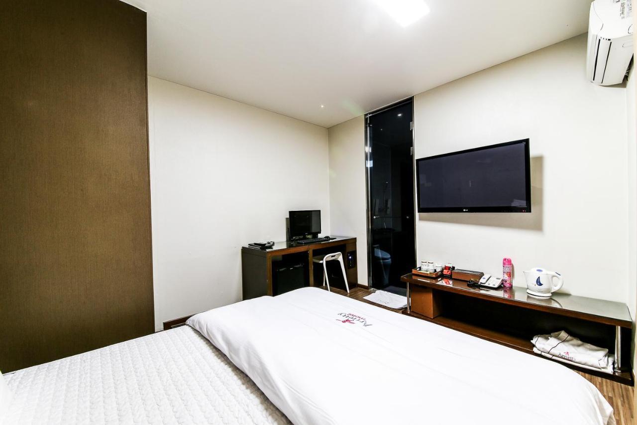 Gyeongju Arrietty Motel Exterior photo