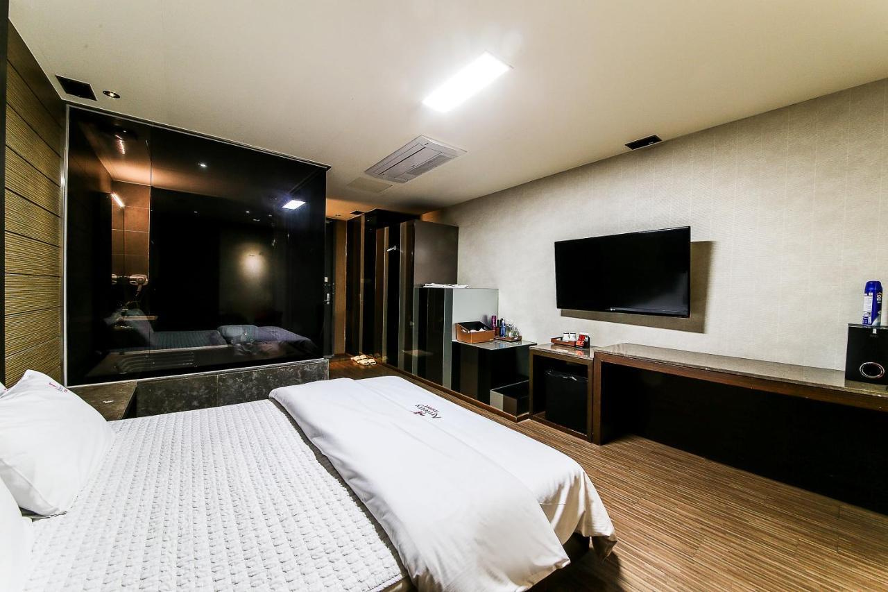 Gyeongju Arrietty Motel Exterior photo