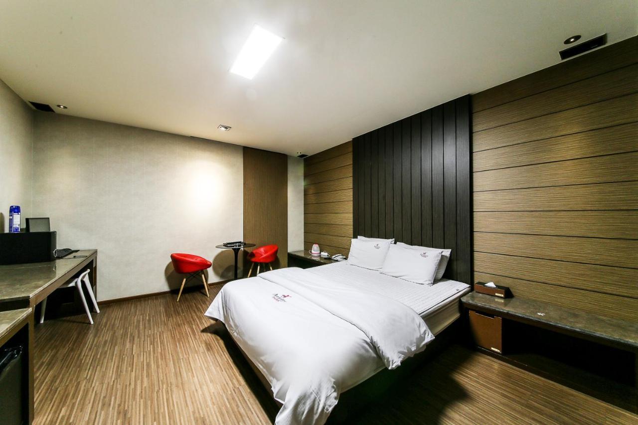 Gyeongju Arrietty Motel Exterior photo
