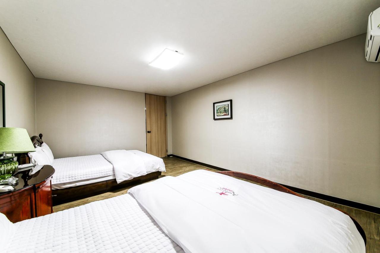 Gyeongju Arrietty Motel Exterior photo