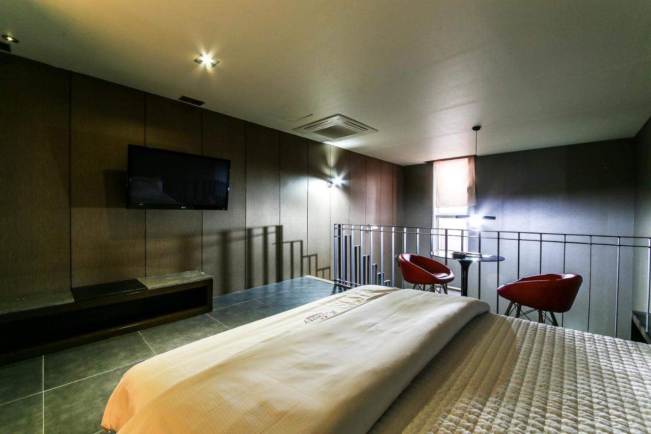 Gyeongju Arrietty Motel Exterior photo