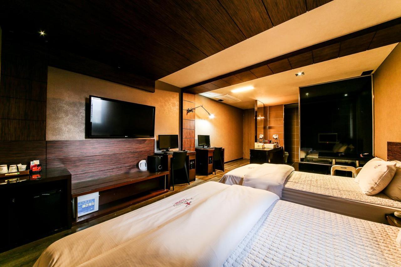 Gyeongju Arrietty Motel Exterior photo