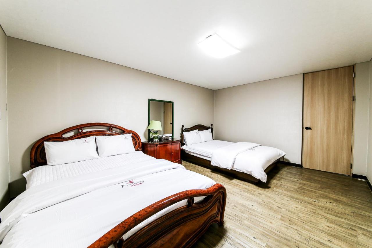 Gyeongju Arrietty Motel Exterior photo