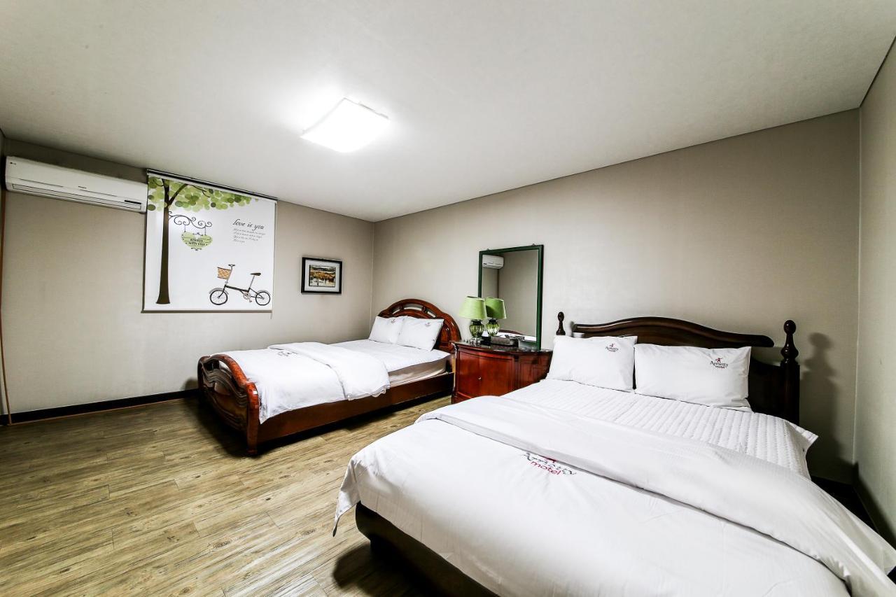 Gyeongju Arrietty Motel Exterior photo