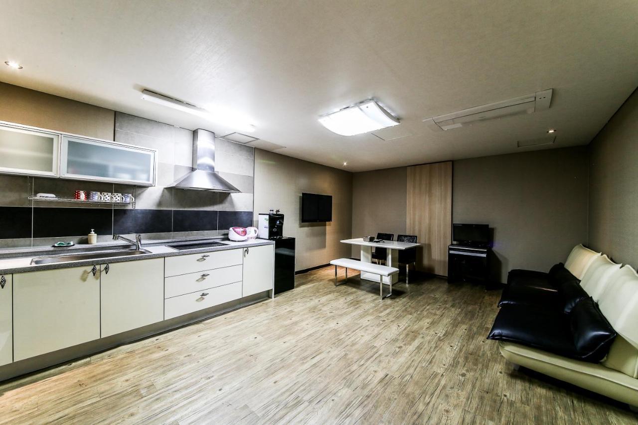 Gyeongju Arrietty Motel Exterior photo