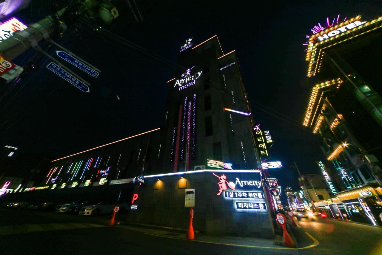 Gyeongju Arrietty Motel Exterior photo